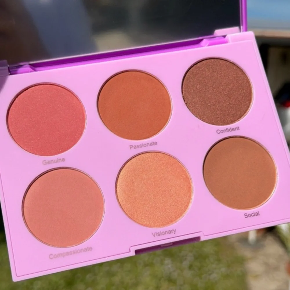 🎉3 for $50 🎉RealHer Blush Palette - Pink and Brown Hues